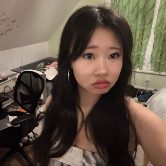 hi! welcome to my closet! - Picture 6 of 12